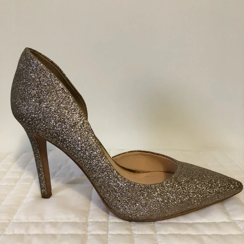 Jessica Simpson Claudette Gold Glitter Pumps Size 6.5M